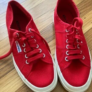 Superga Classic Sneakers